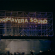 Vista del logo Primavera Sound con luces y con animación